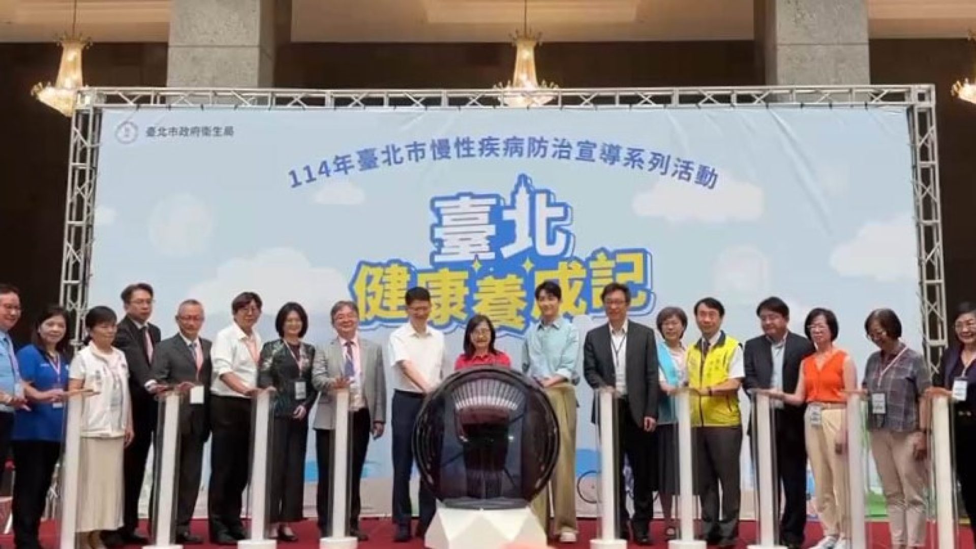 video_573447154643763252-cnGOdeKe